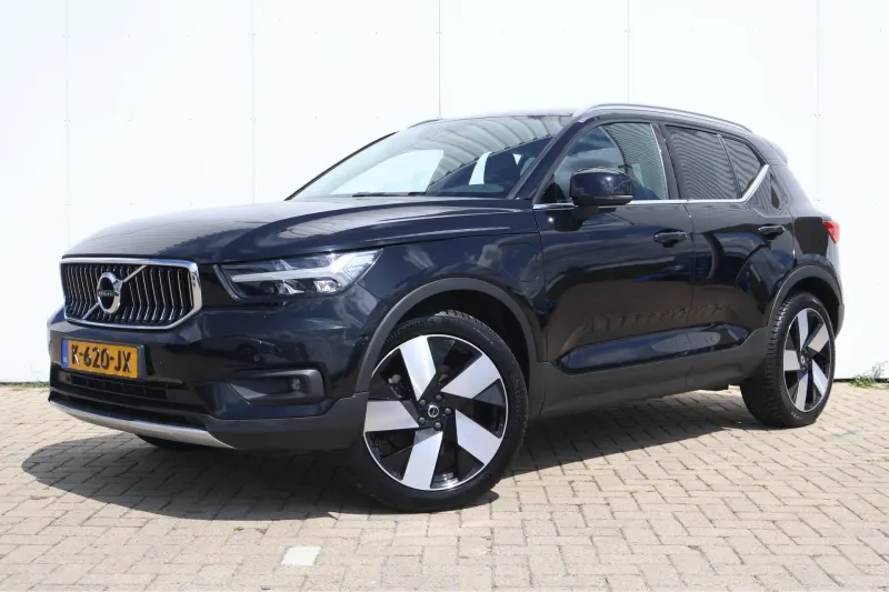 Volvo XC40 (2021)