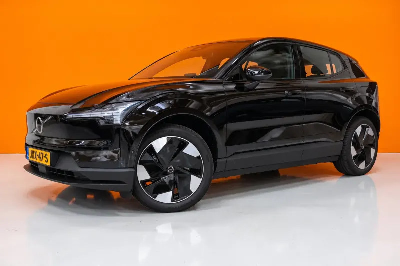 Volvo EX30 (2025)