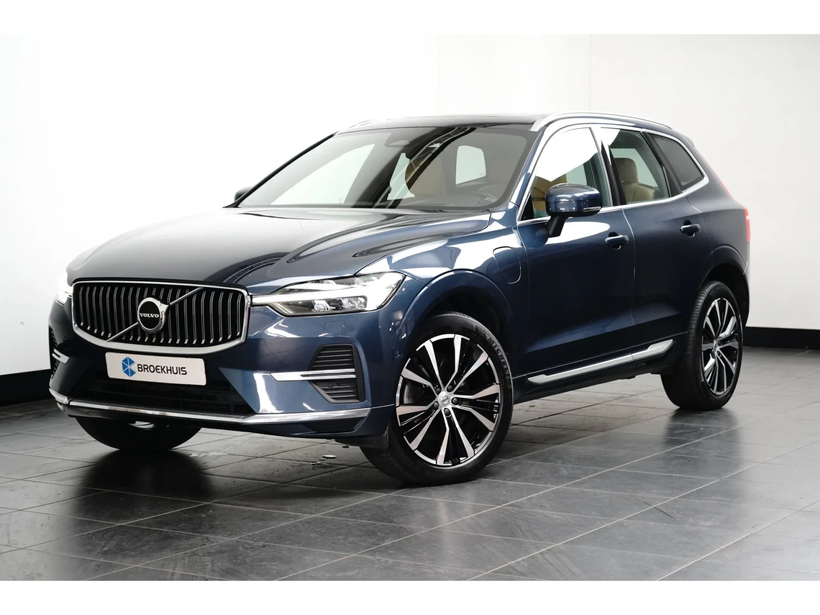 Volvo XC60 (2023) — foto 1