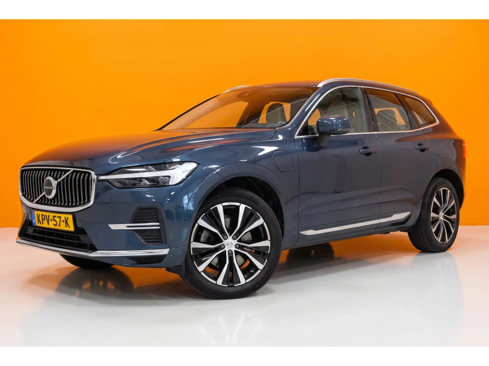 Volvo XC60 (2023) — foto 1