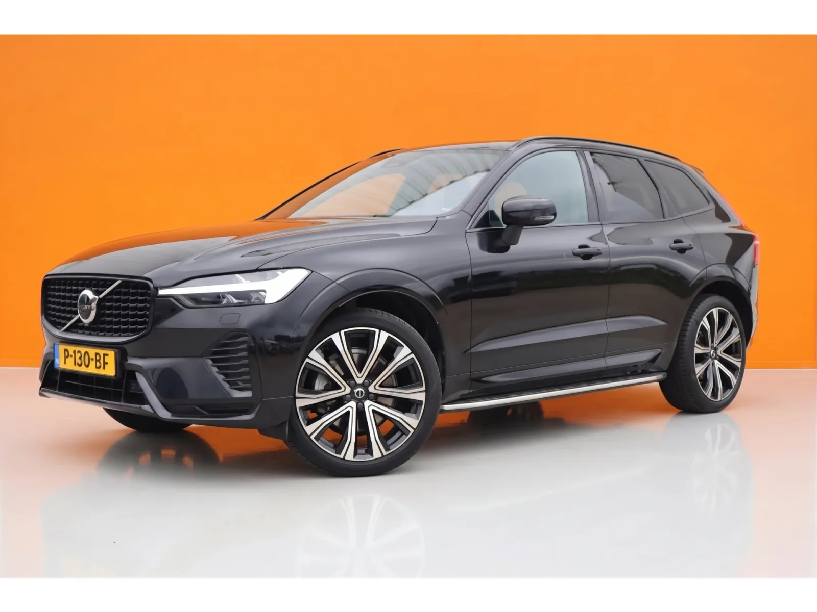 Volvo XC60 (2021) — foto 1