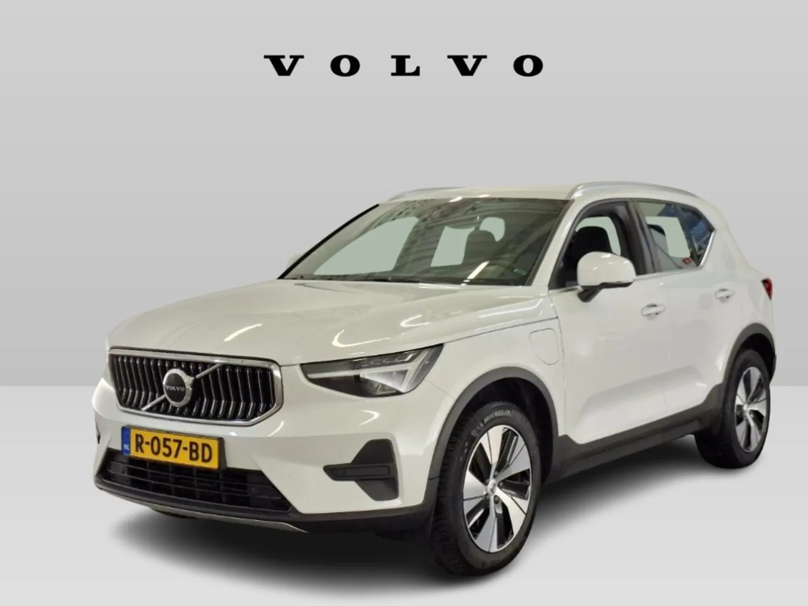 Volvo XC40 (2022) — foto 1