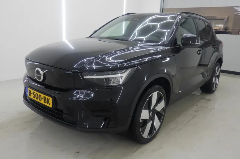 Volvo XC40 (2022)
