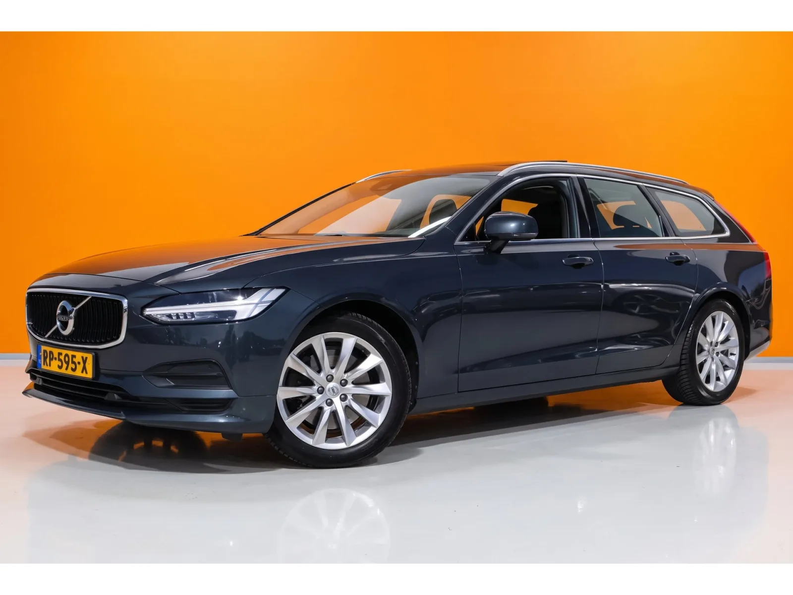 Volvo V90 (2018) — foto 1