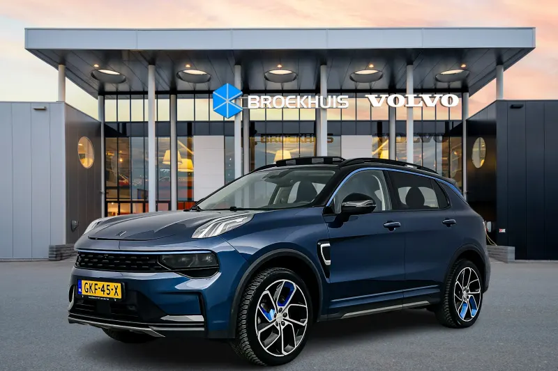 Lynk & Co 01 (2022)