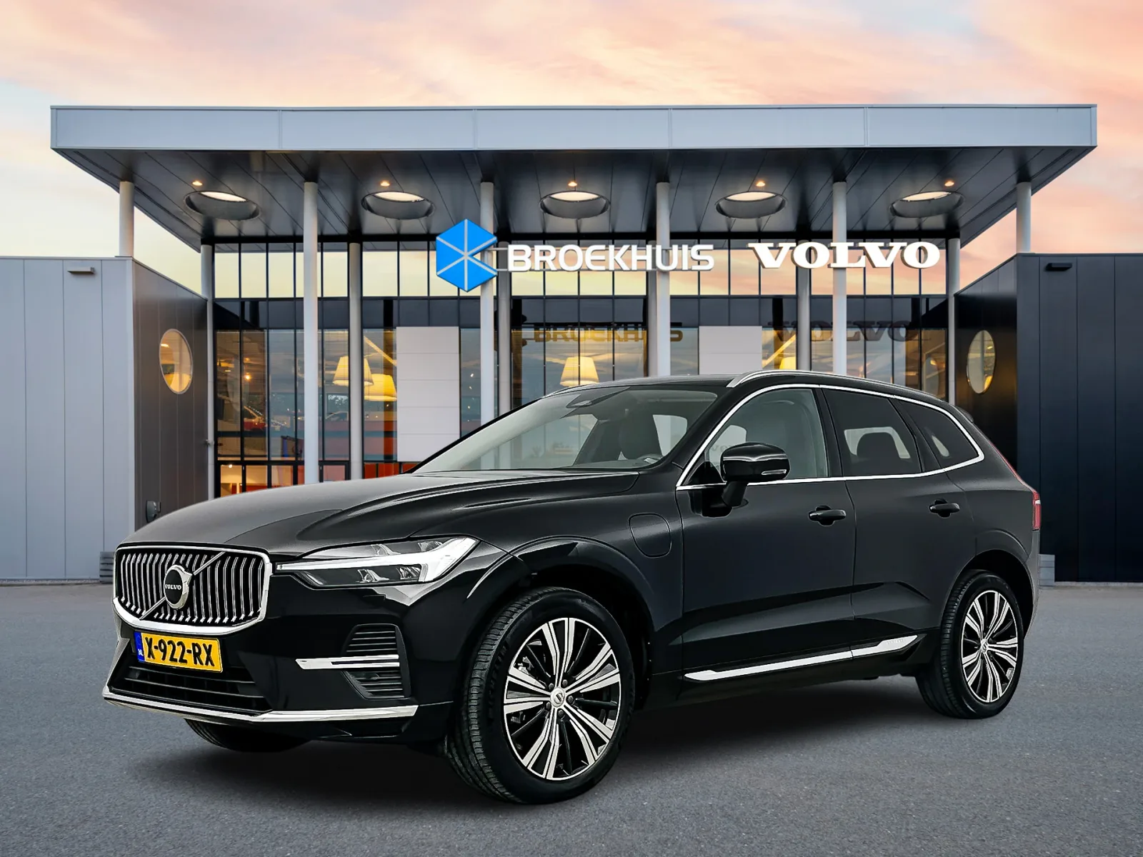 Volvo XC60 (2023) — foto 1