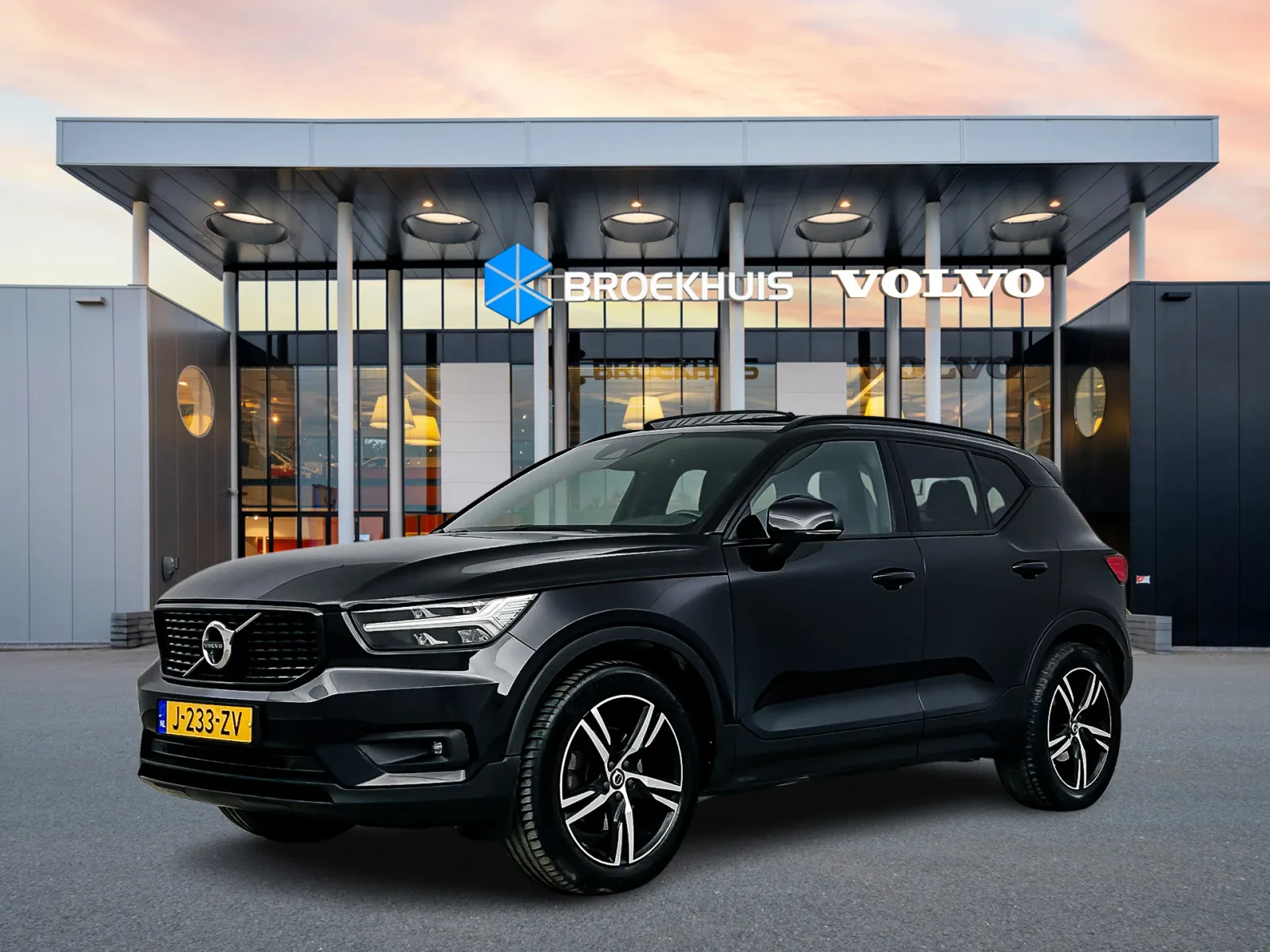 Volvo XC40 (2020) — foto 1