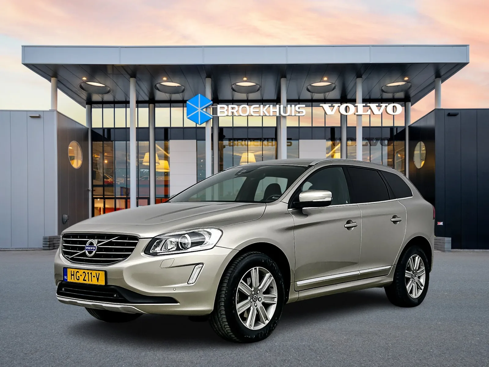 Volvo XC60 (2015) — foto 1