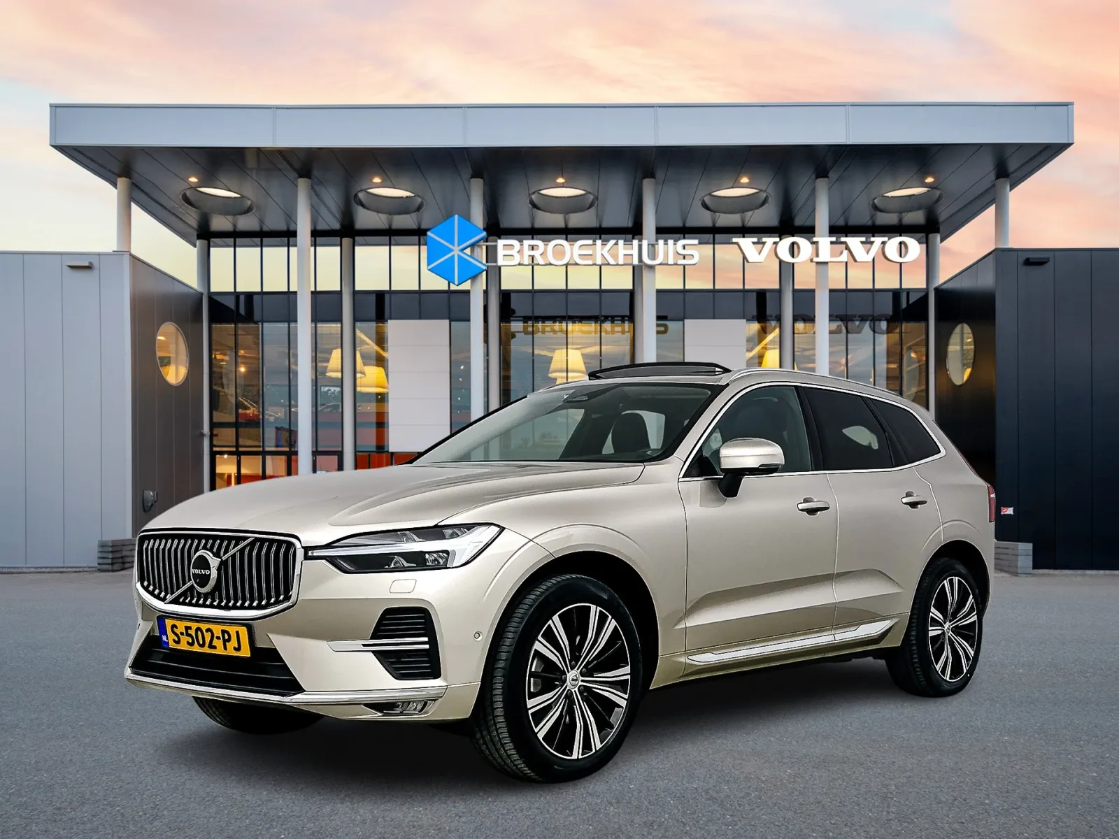 Volvo XC60 (2023) — foto 1
