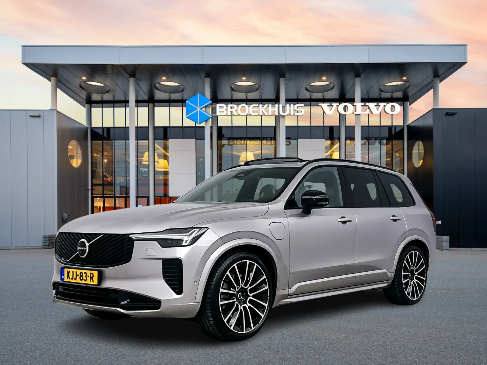 Volvo XC90 (2026) — foto 1