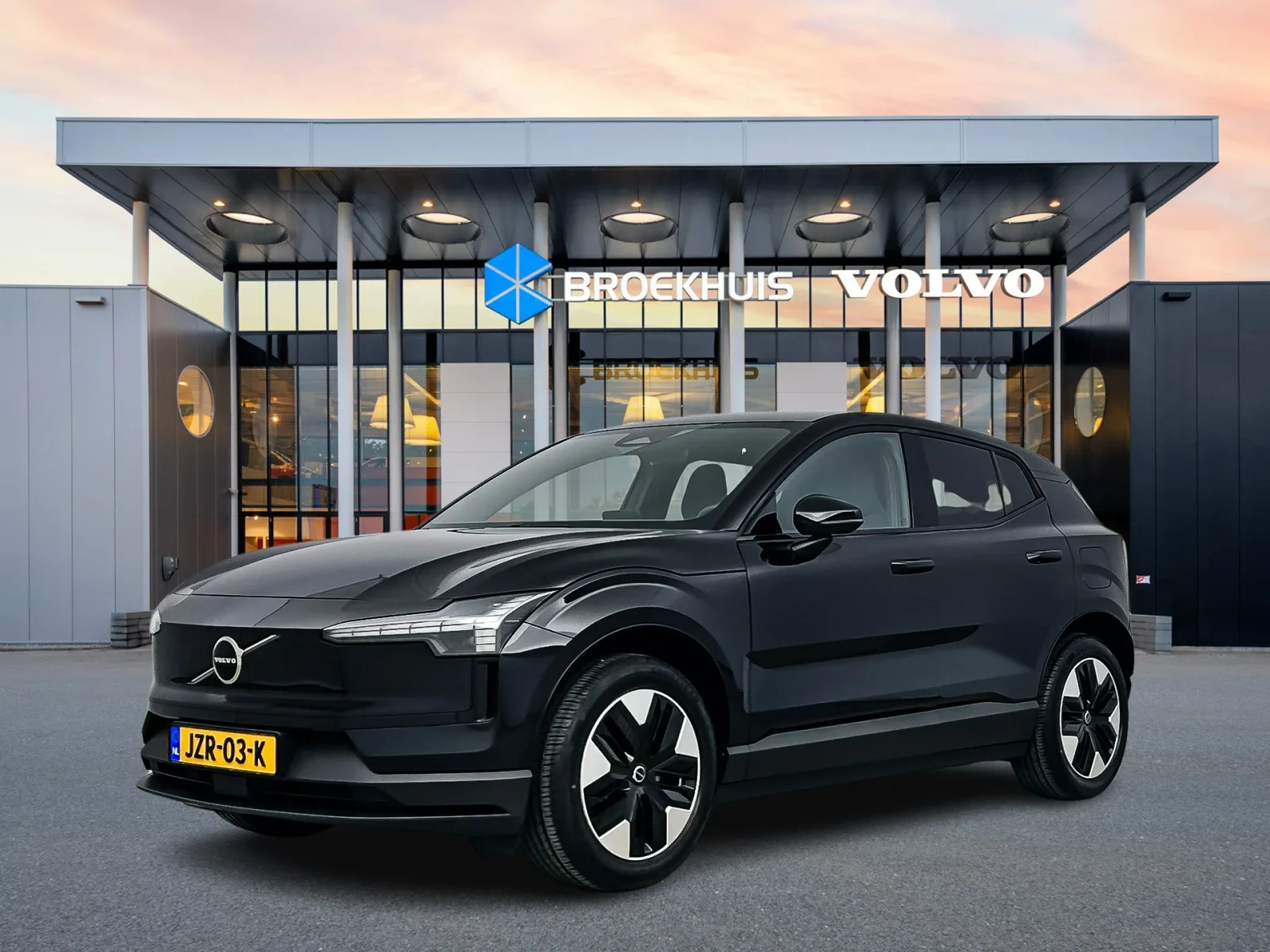 Volvo EX30 (2026) — foto 1