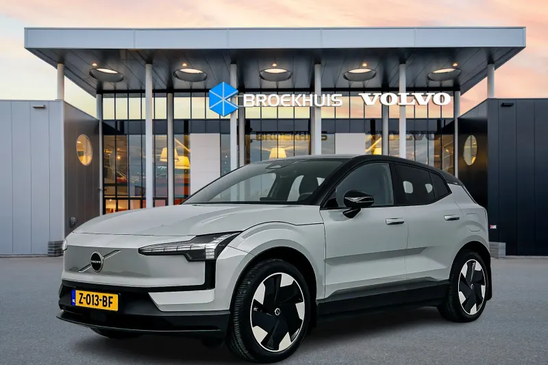 Volvo EX30 (2024)