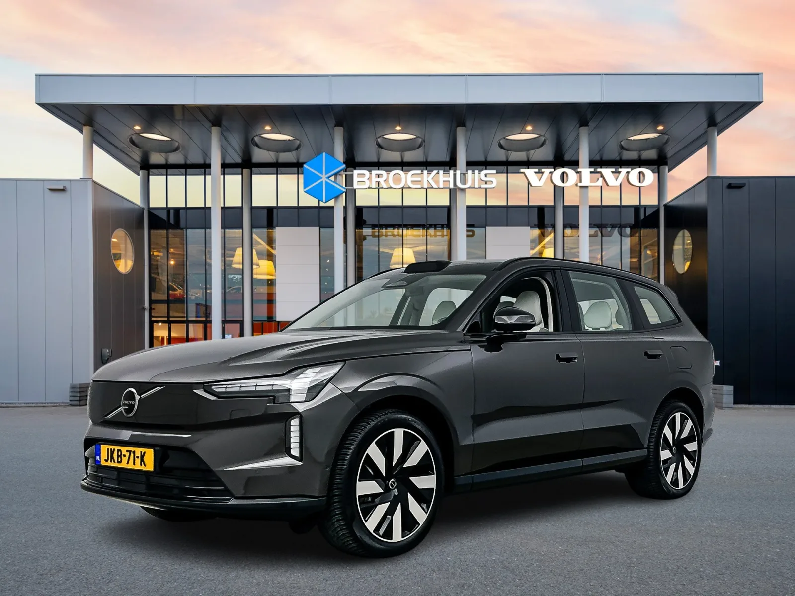 Volvo EX90 (2025) — foto 1