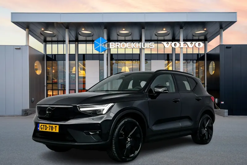 Volvo EX40 (2024)