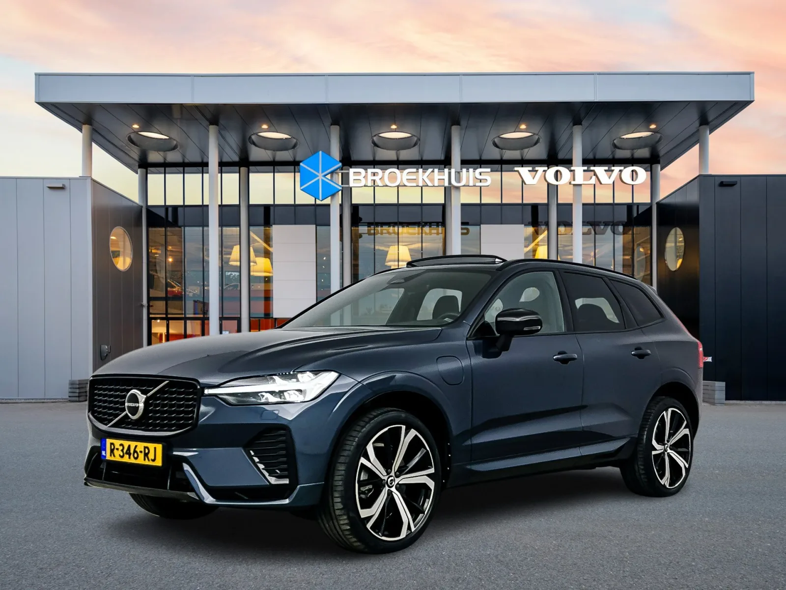 Volvo XC60 (2022) — foto 1