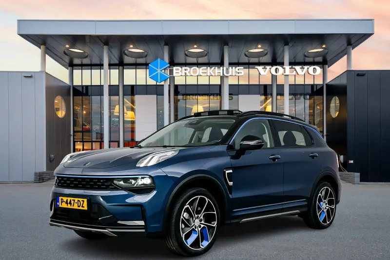 Lynk & Co 01 (2022)