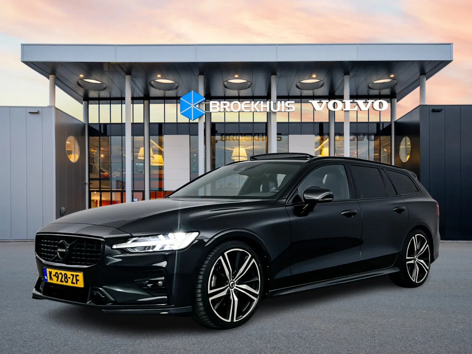 Volvo V60 (2021) — foto 1