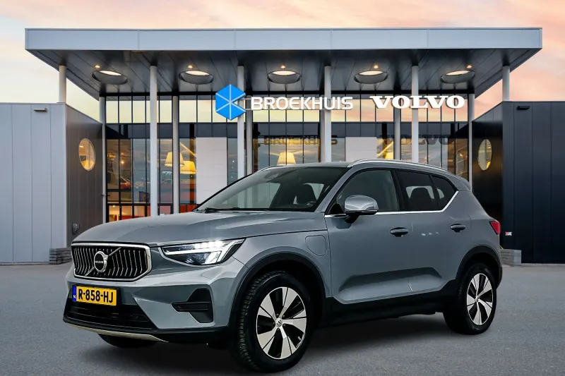 Volvo XC40 (2022)