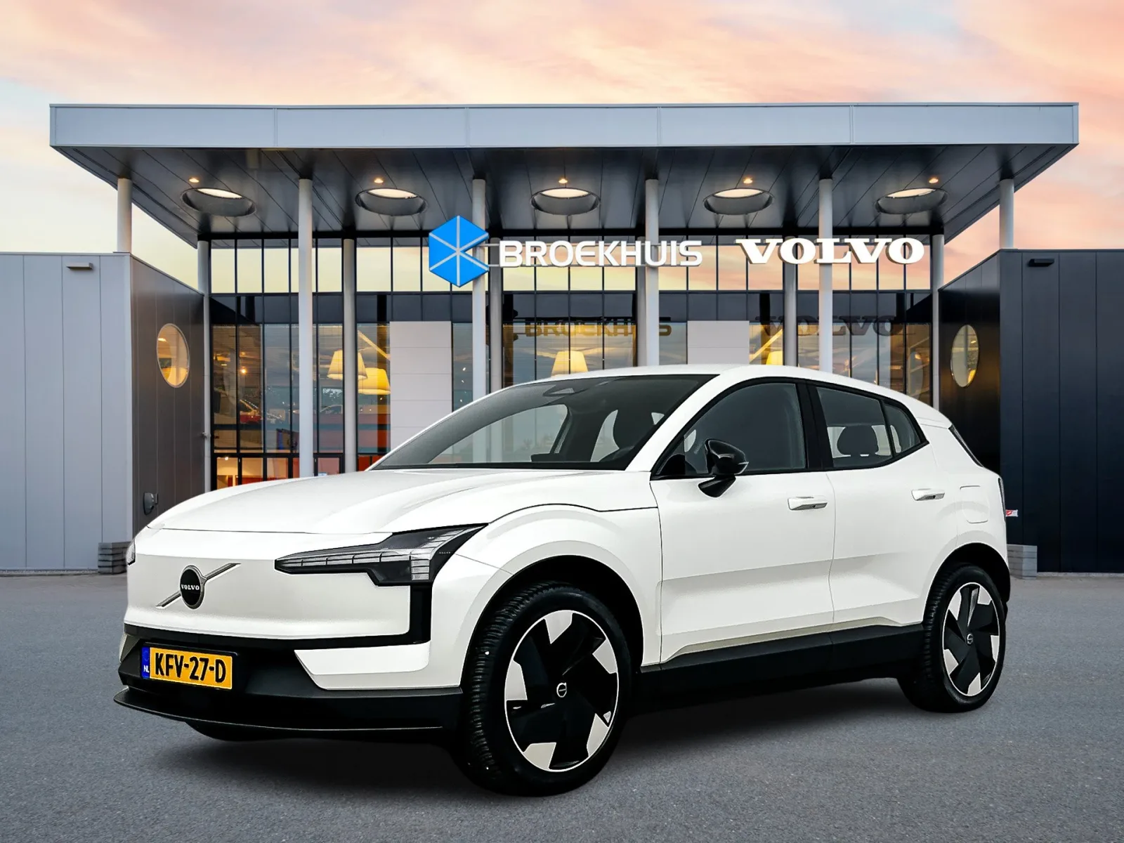 Volvo EX30 (2026) — foto 1