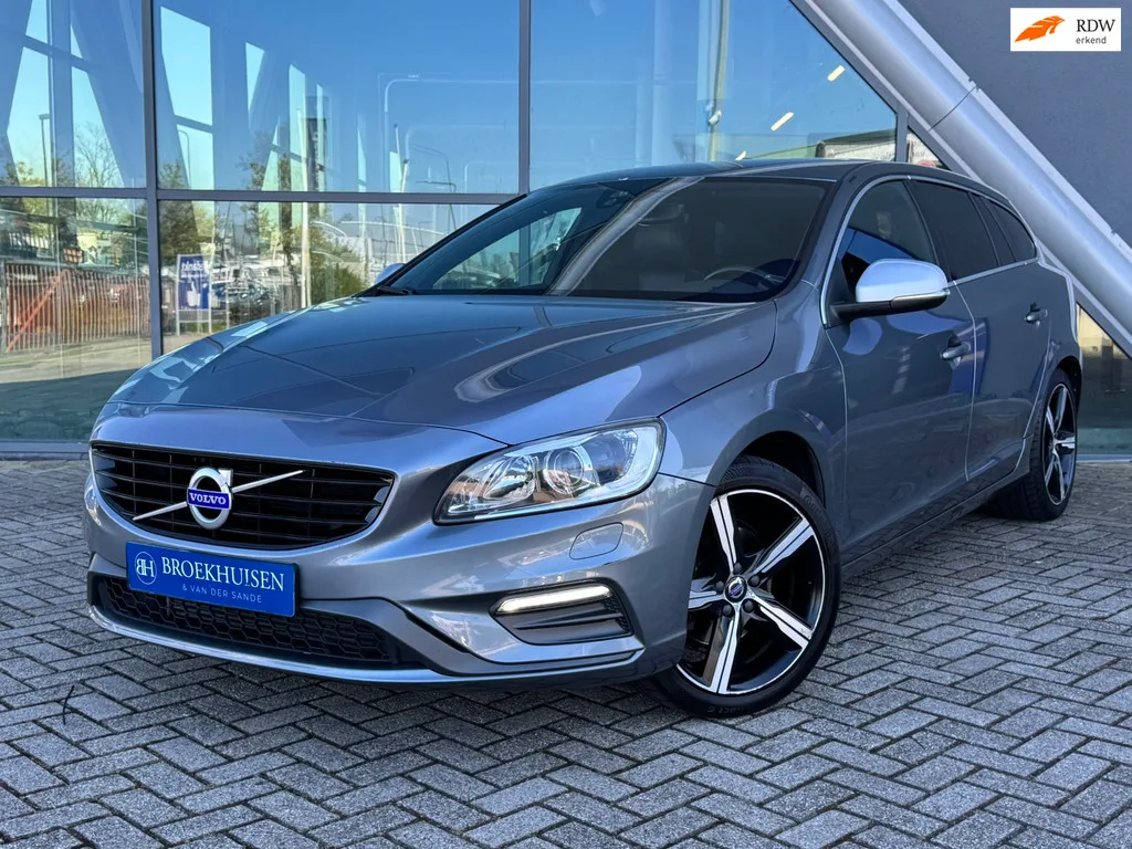 Volvo V60 (2018) — foto 1
