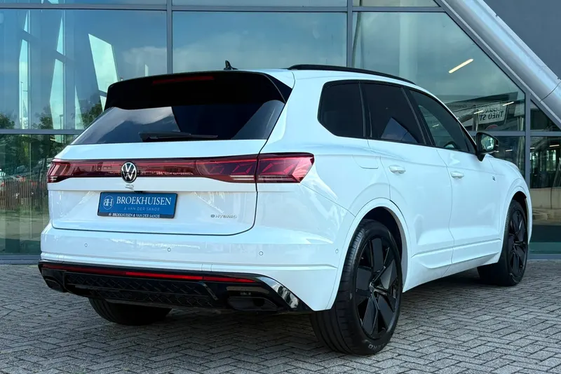 Volkswagen Touareg (2024)
