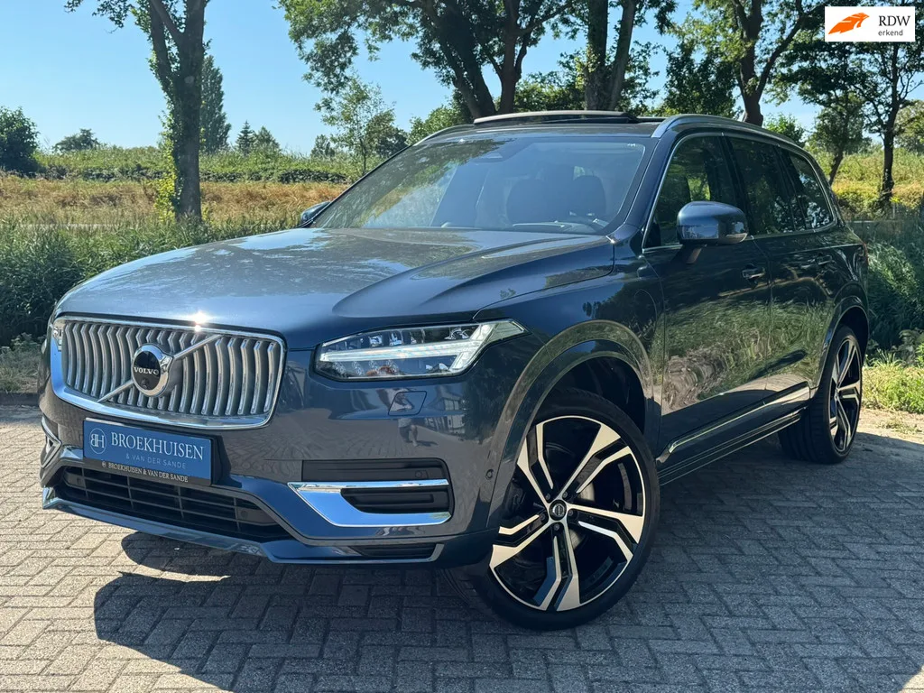 Volvo XC90 (2024) — foto 1