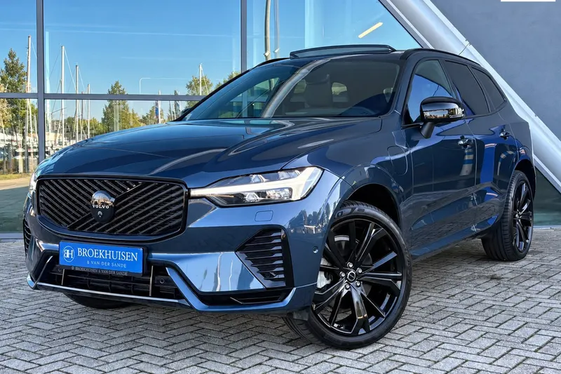 Volvo XC60 (2025)