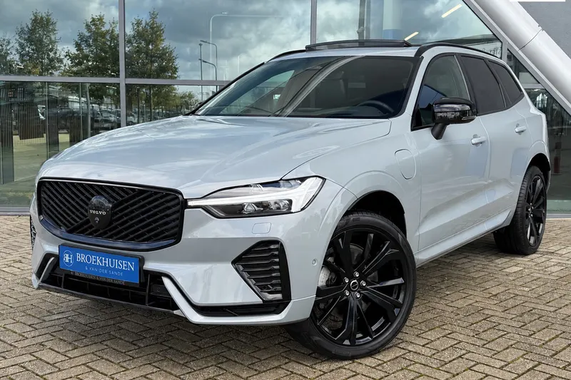 Volvo XC60 (2025)