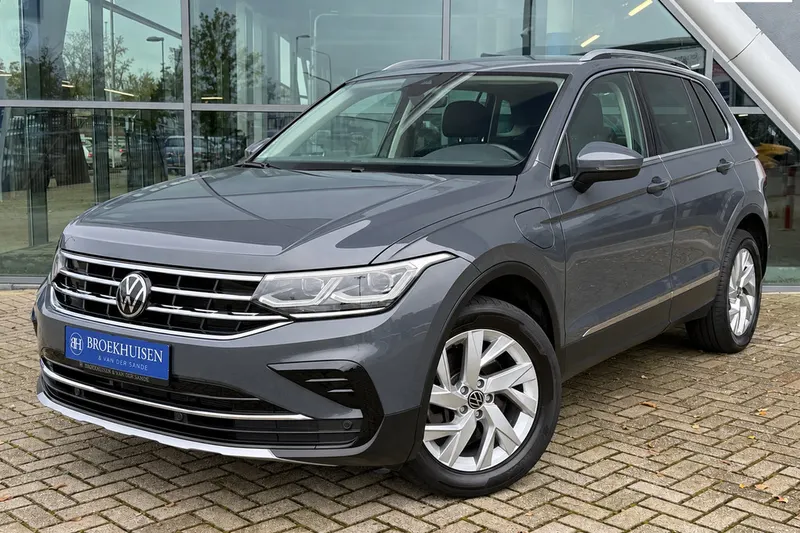 Volkswagen Tiguan (2022)