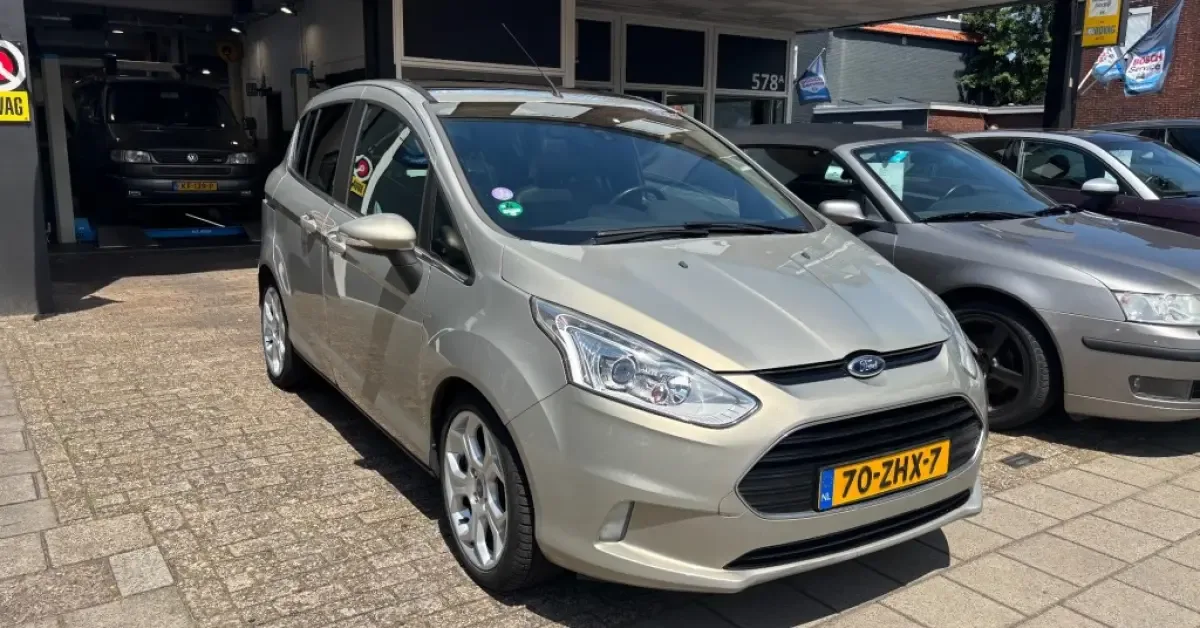 Ford B Max (2012) — foto 1