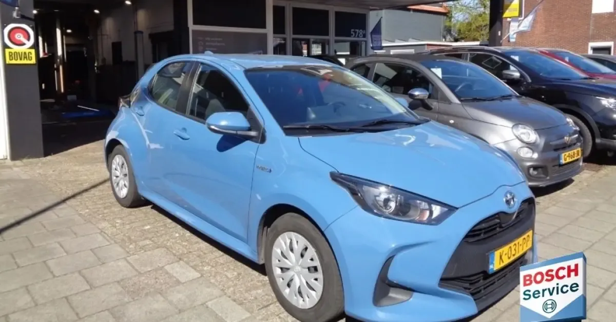 Toyota Yaris (2021) — foto 1