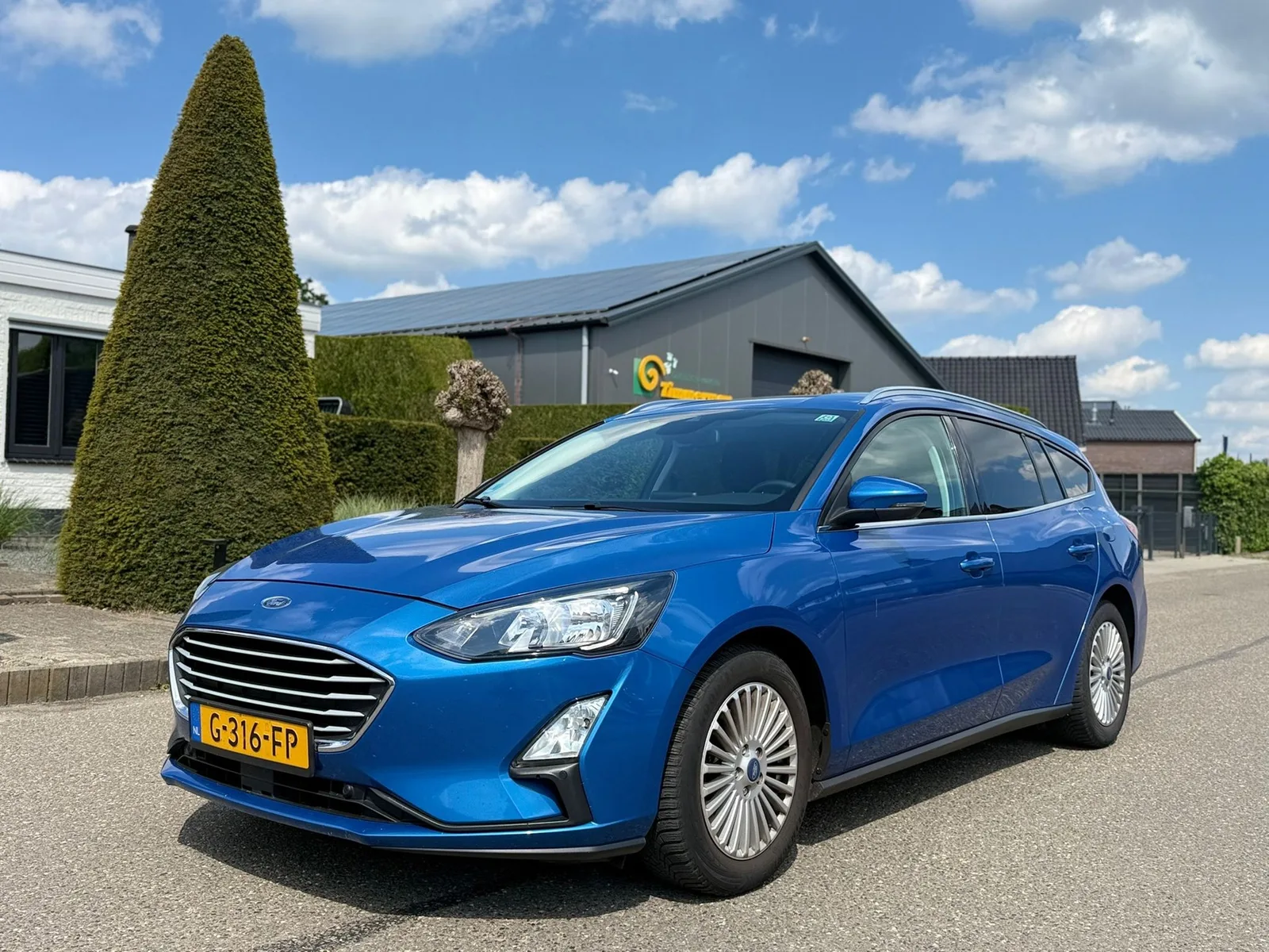 Ford Focus (2019) — foto 1