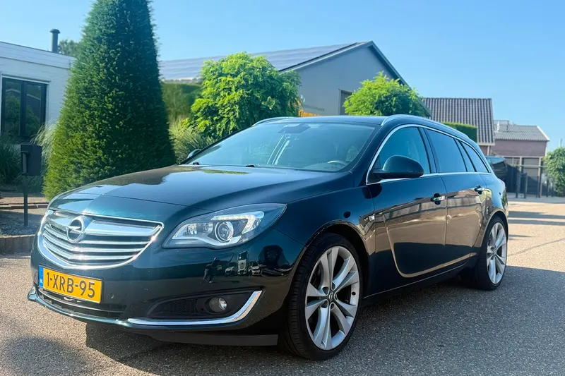 Opel Insignia Sports Tourer (2014)