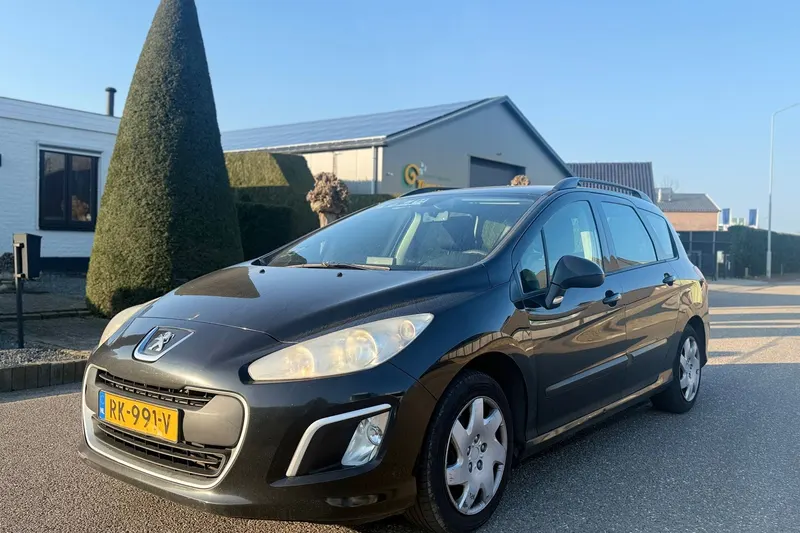 Peugeot 308 (2012)