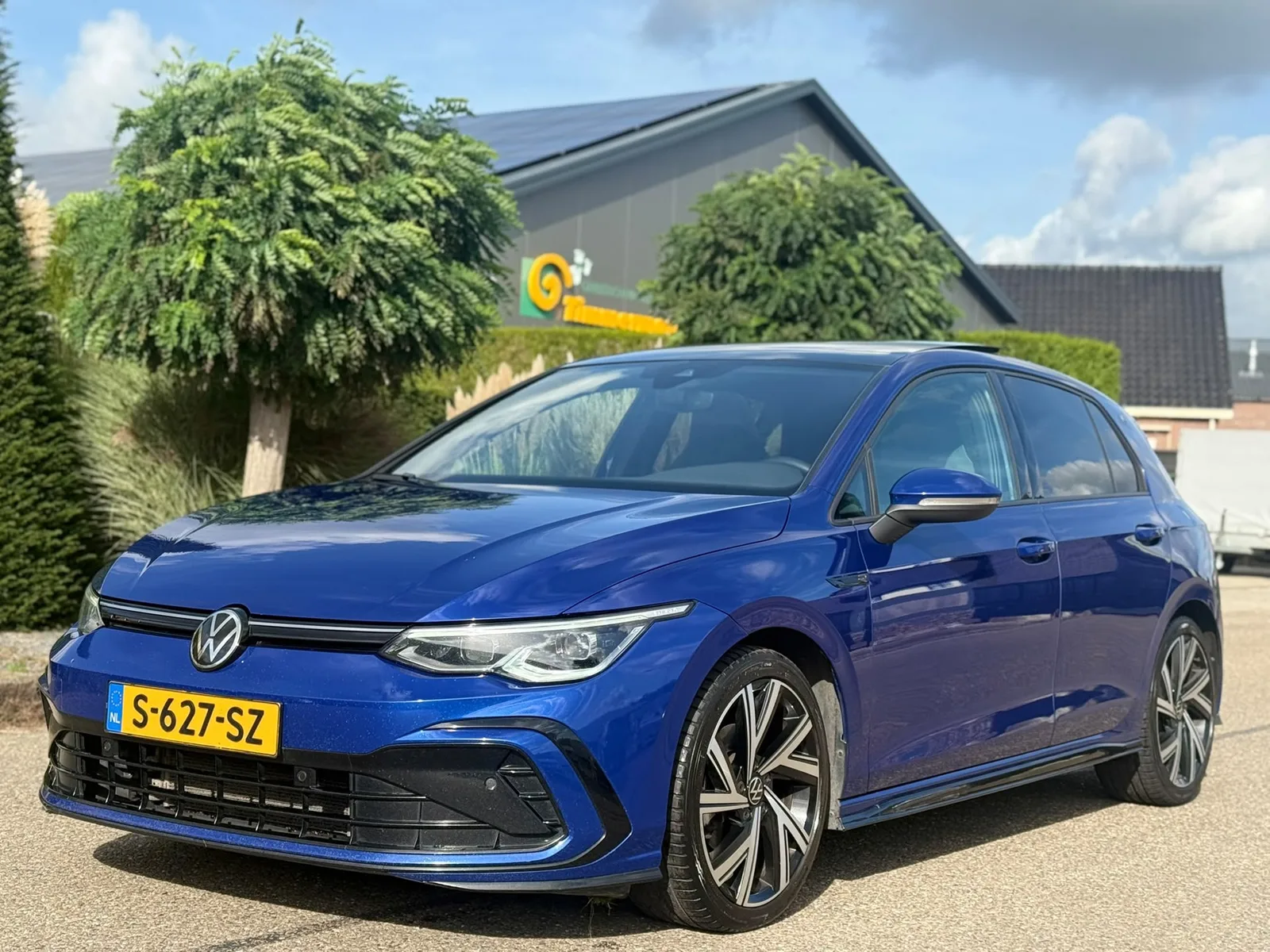Volkswagen Golf (2022) — foto 1