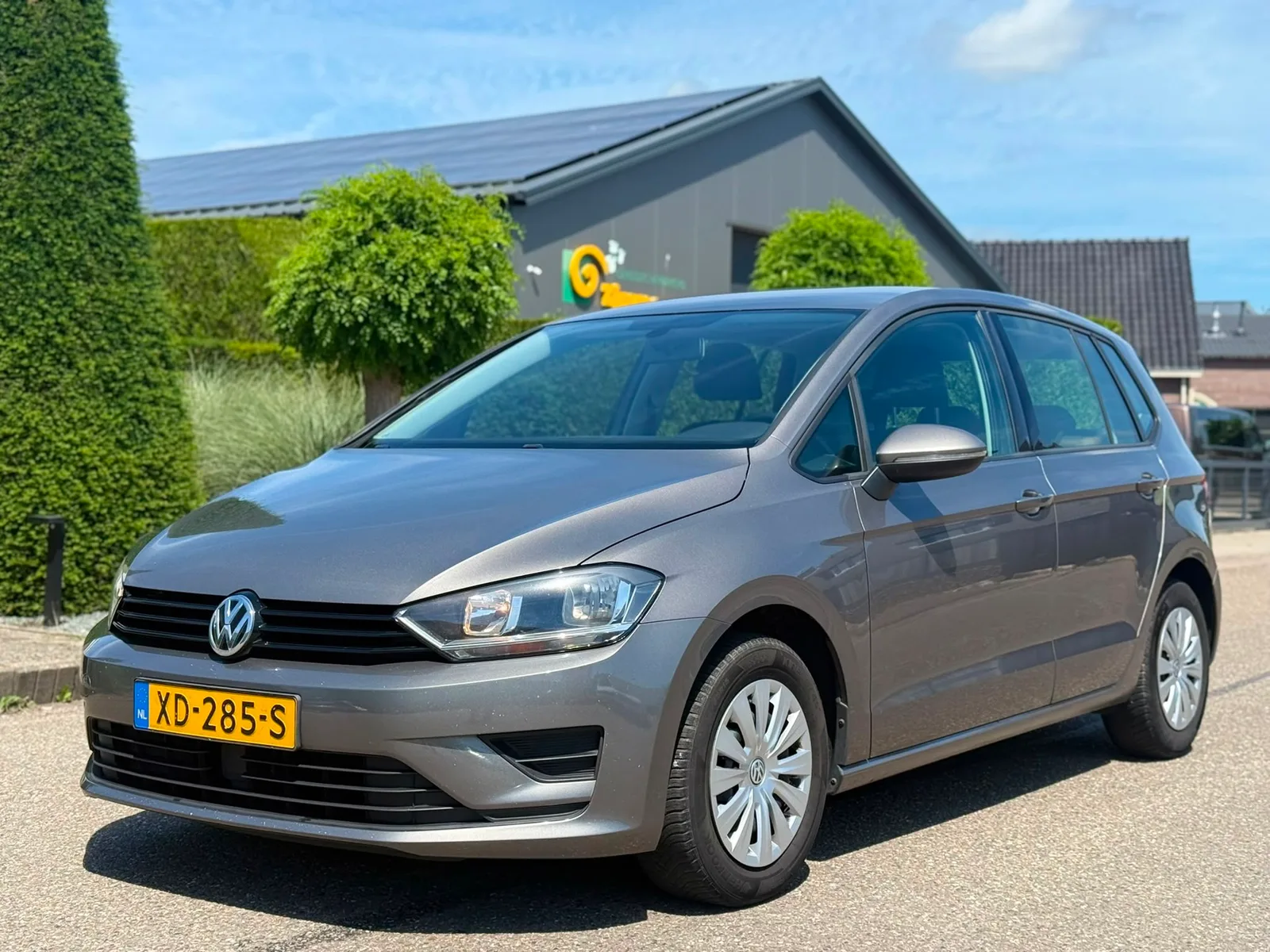Volkswagen Golf Sportsvan (2014) — foto 1
