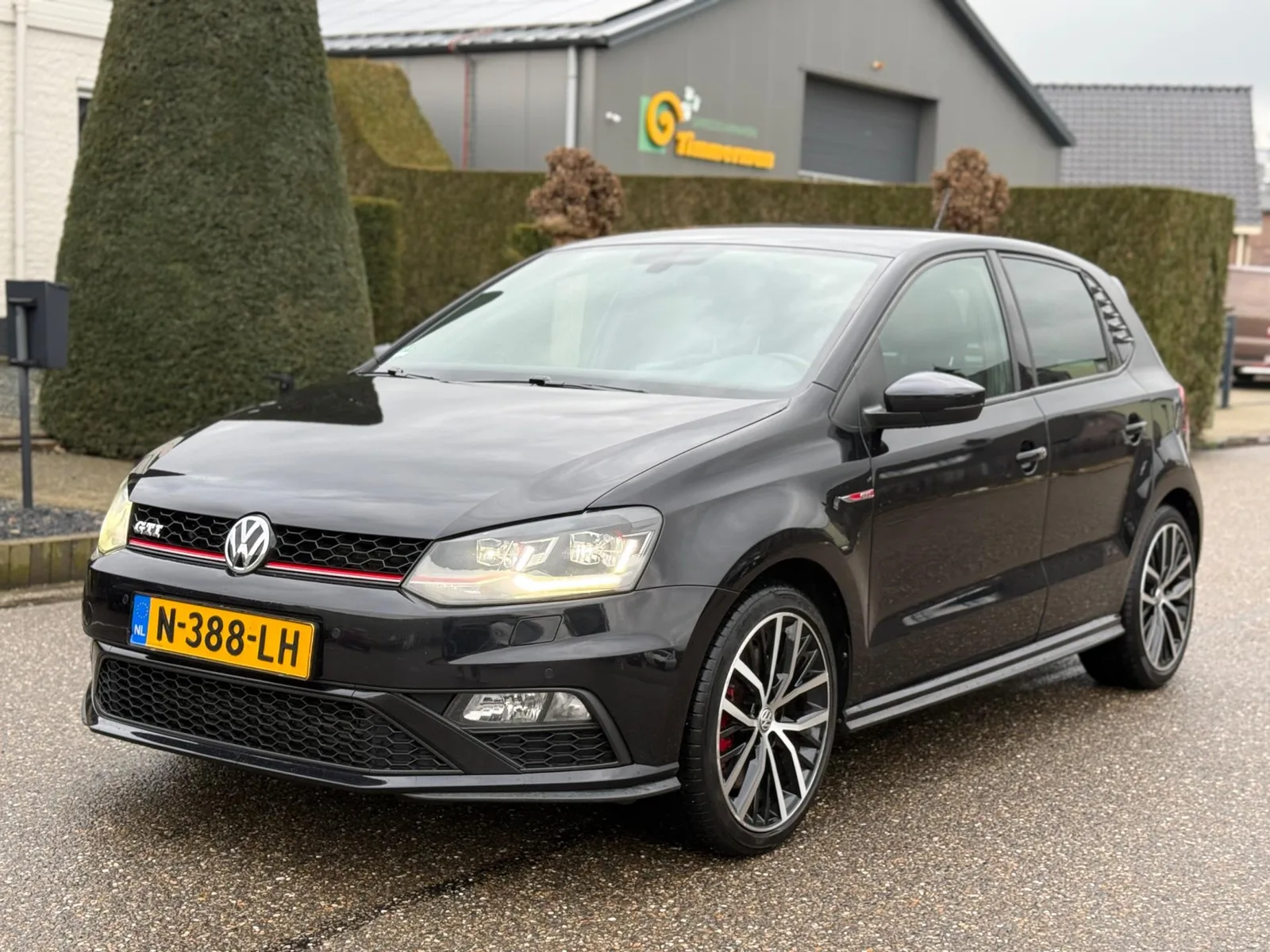 Volkswagen Polo (2017) — foto 1