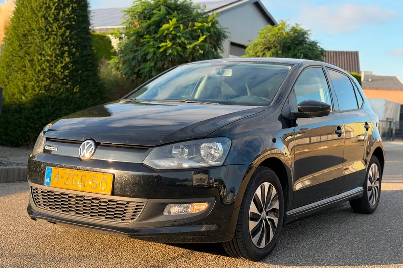 Volkswagen Polo (2015)