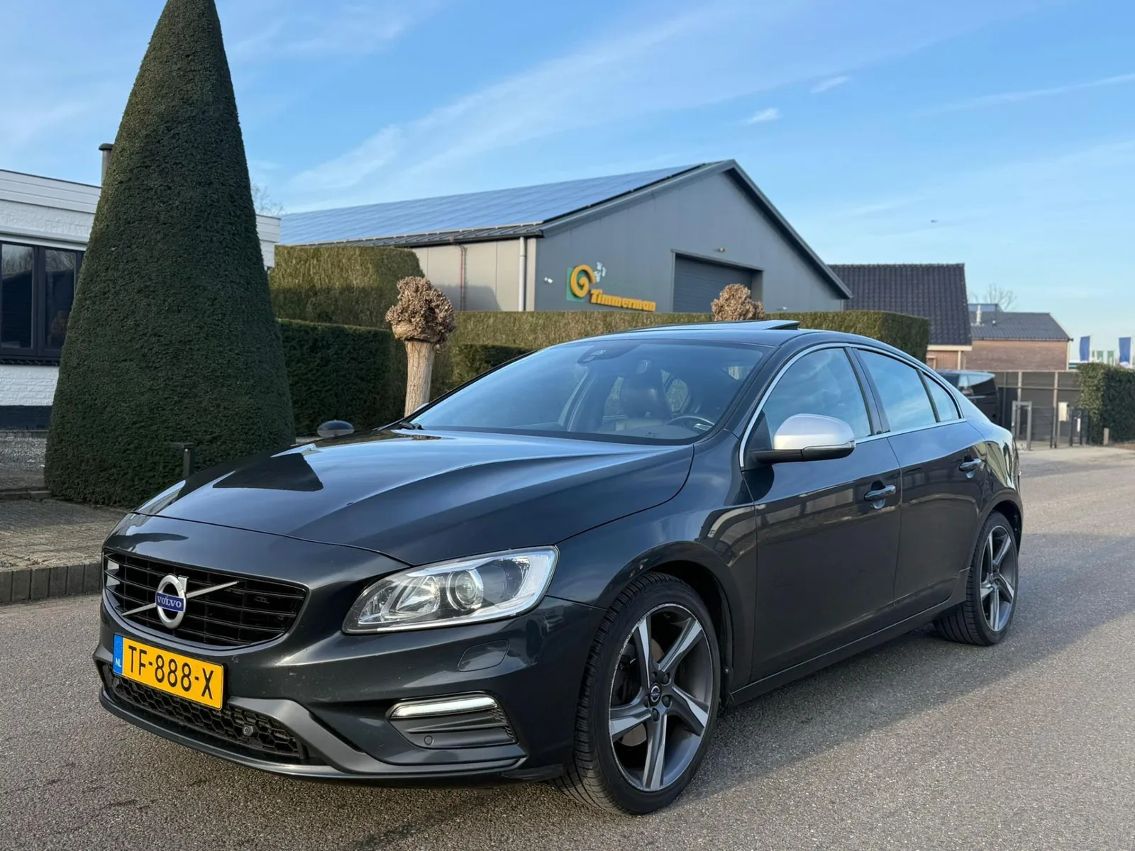 Volvo S60 (2015) — foto 1