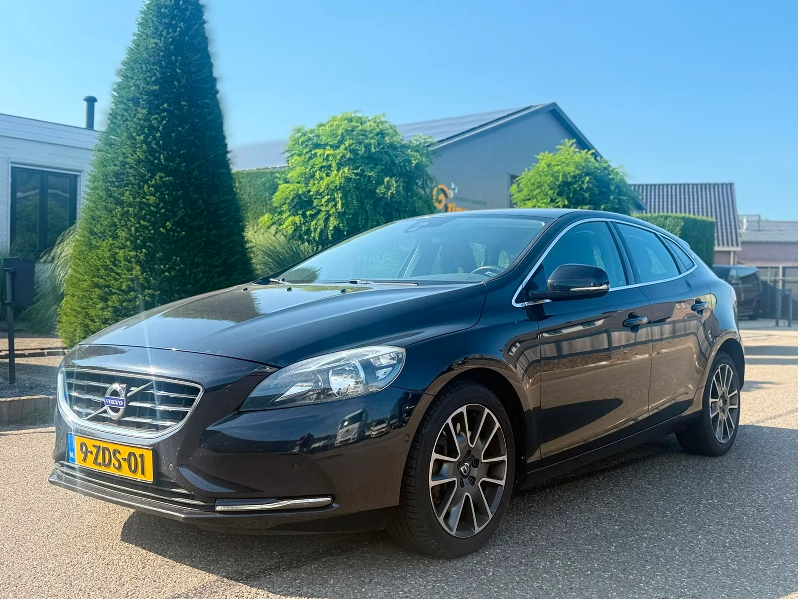 Volvo V40 (2014) — foto 1