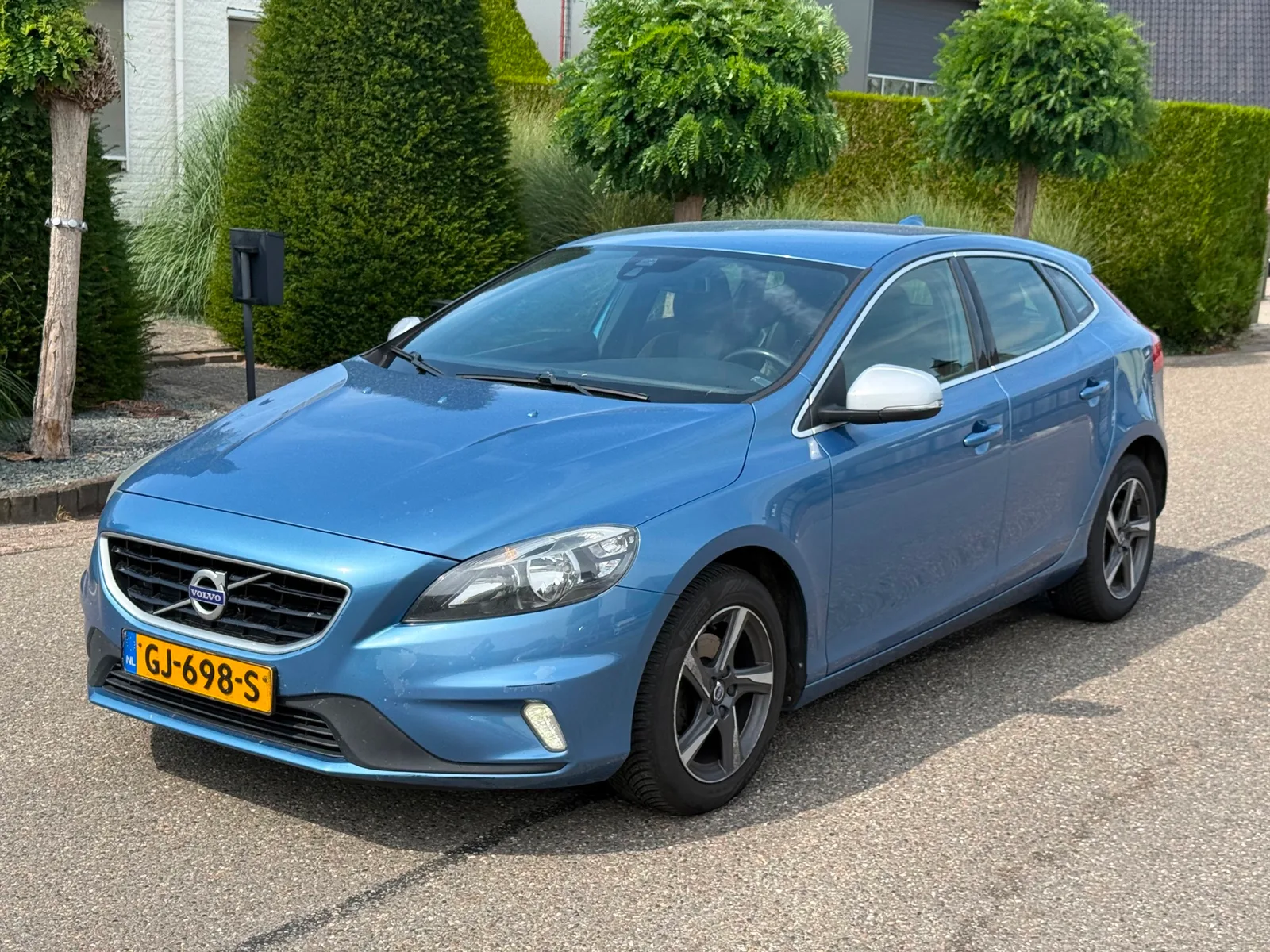 Volvo V40 (2015) — foto 1