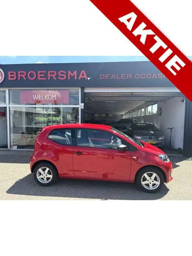 Volkswagen Up! (2013) — foto 1