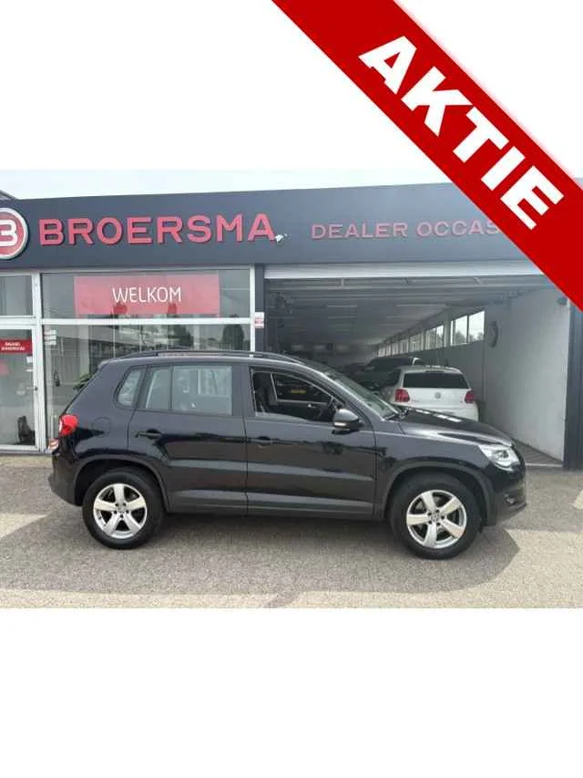 Volkswagen Tiguan (2011) — foto 1