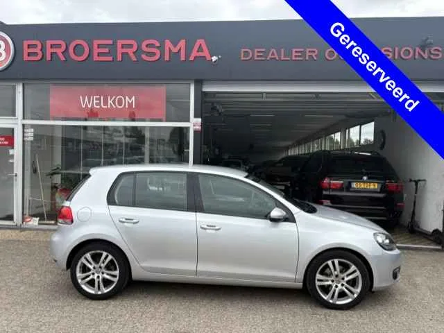 Volkswagen Golf (2010) — foto 1