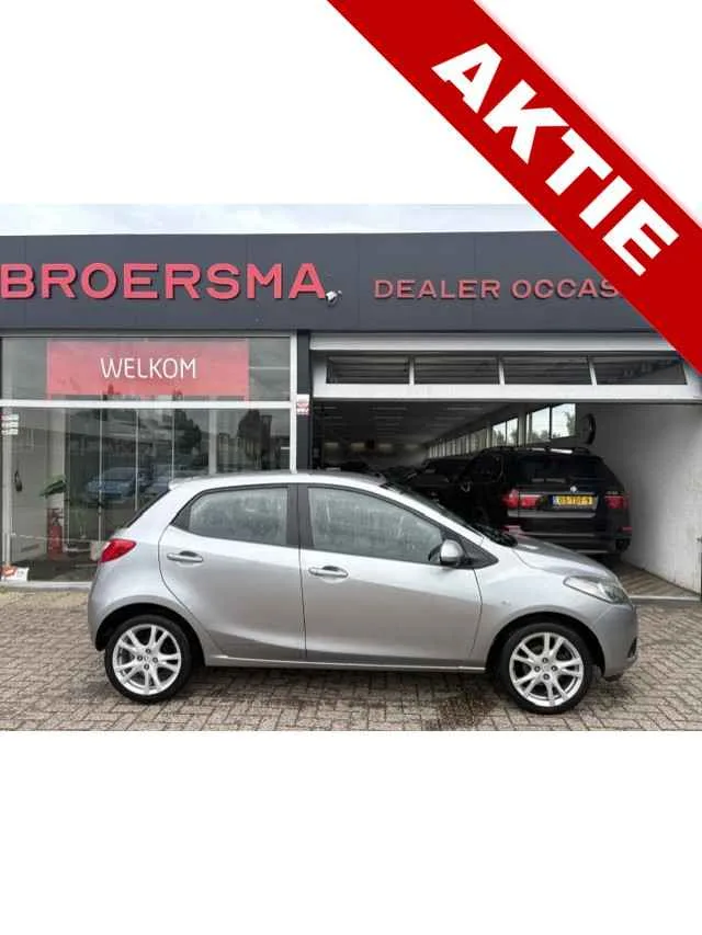 Mazda 2 (2009) — foto 1