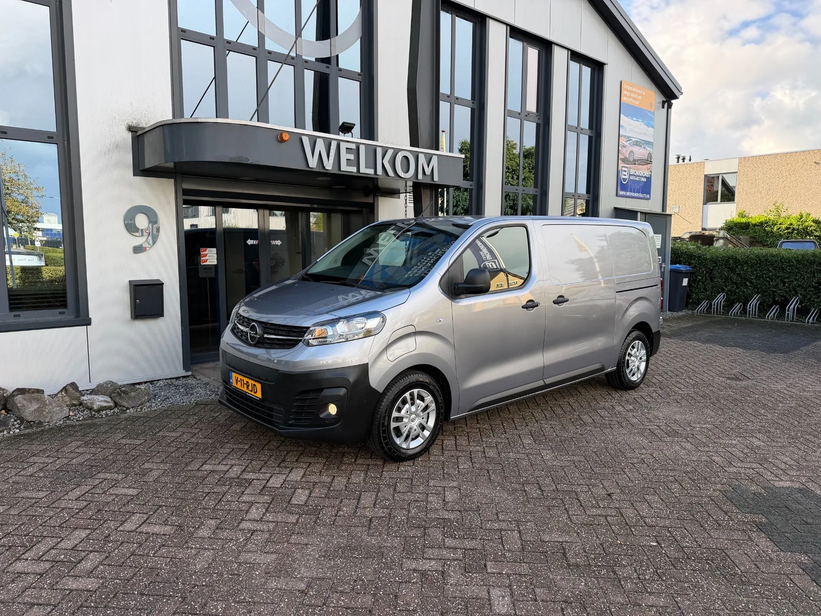 Opel Vivaro-e (2021) — foto 1