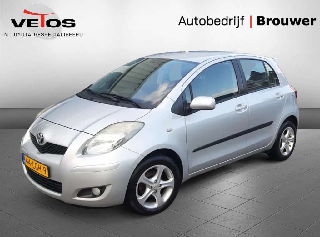 Toyota Yaris (2010) — foto 1