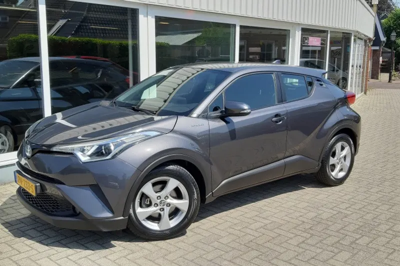 Toyota C-HR (2017)
