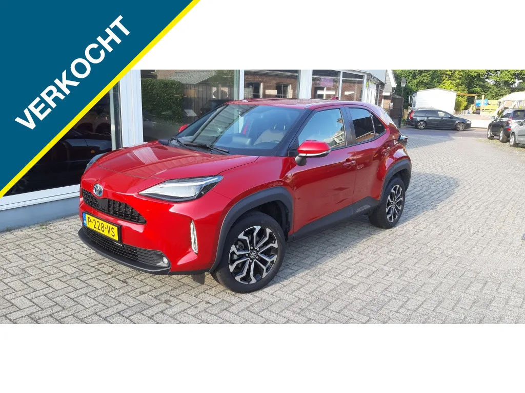 Toyota Yaris (2022) — foto 1