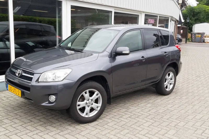 Toyota RAV4 (2009)